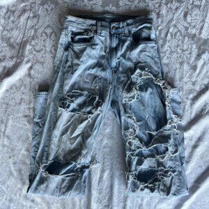 american eagle ripped baggy jeans size 6